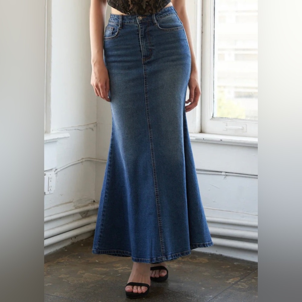 Whispering Winds Denim Skirt